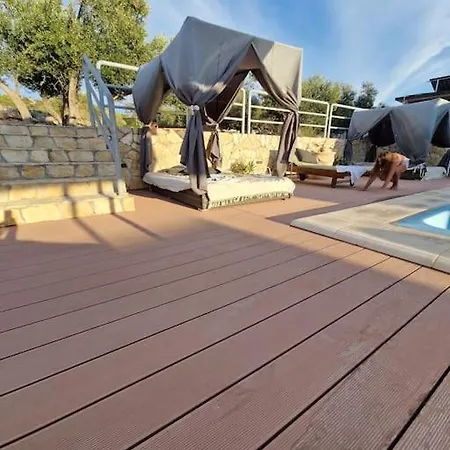 House Lady - & Tavern Bain, Free Transport, Pool, Island Of Zut - Kornati *