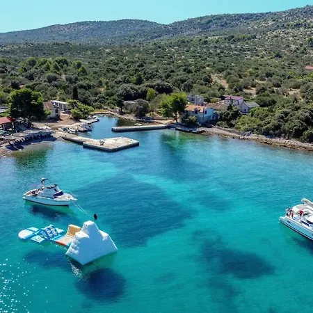 House Lady - & Tavern Bain, Free Transport, Pool, Island Of Zut - Kornati Dom wakacyjny Pristanisce