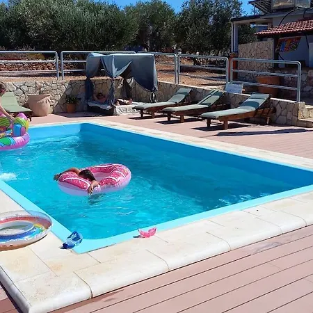 House Lady - & Tavern Bain, Free Transport, Pool, Island Of Zut - Kornati Pristanisce