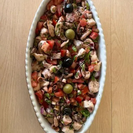 Сasa de vacaciones House Lady - & Tavern Bain, Free Transport, Pool, Island Of Zut - Kornati Pristanisce