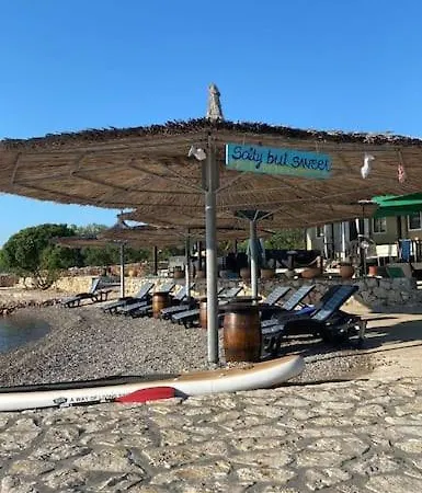 House Lady - & Tavern Bain, Free Transport, Pool, Island Of Zut - Kornati *