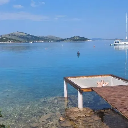 House Lady - & Tavern Bain, Free Transport, Pool, Island Of Zut - Kornati * Pristanisce