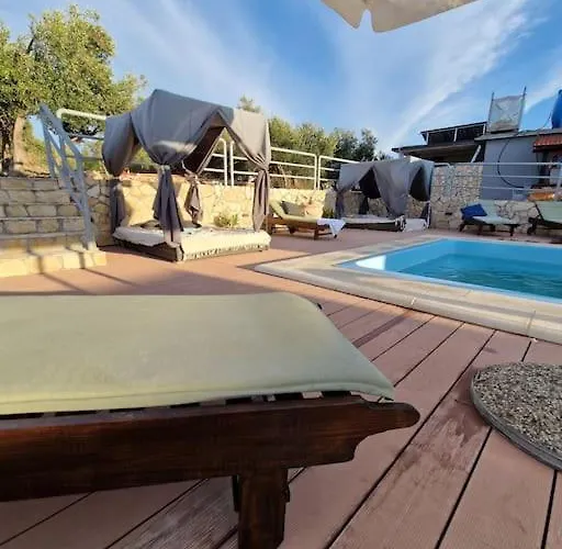 House Lady - & Tavern Bain, Free Transport, Pool, Island Of Zut - Kornati * Pristanisce