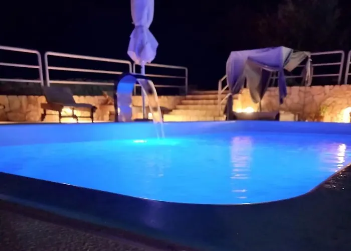 House Lady - & Tavern Bain, Free Transport, Pool, Island Of Zut - Kornati Feriehus Pristanisce