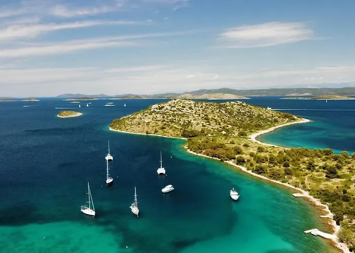 House Lady - & Tavern Bain, Free Transport, Pool, Island Of Zut - Kornati * Pristanisce