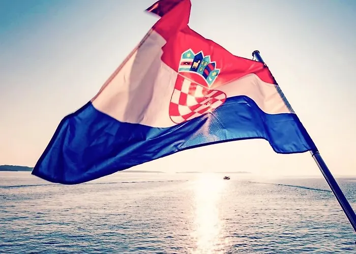 House Lady - & Tavern Bain, Free Transport, Pool, Island Of Zut - Kornati Pristanisce